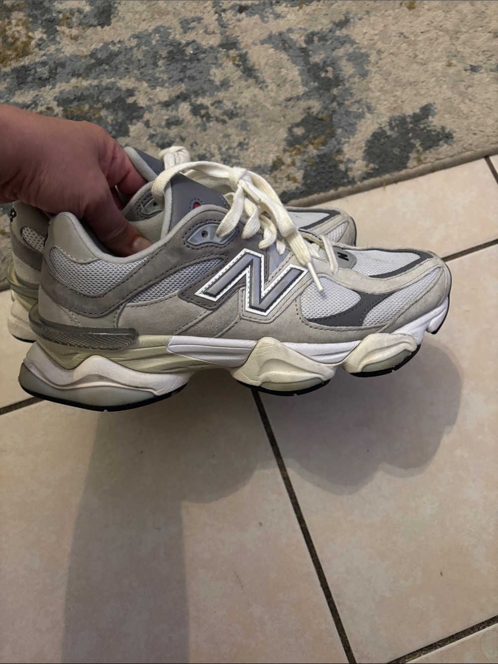 New Balance womans Athletic Sneakers in Gray, White and Cream - Picture 4 of 8